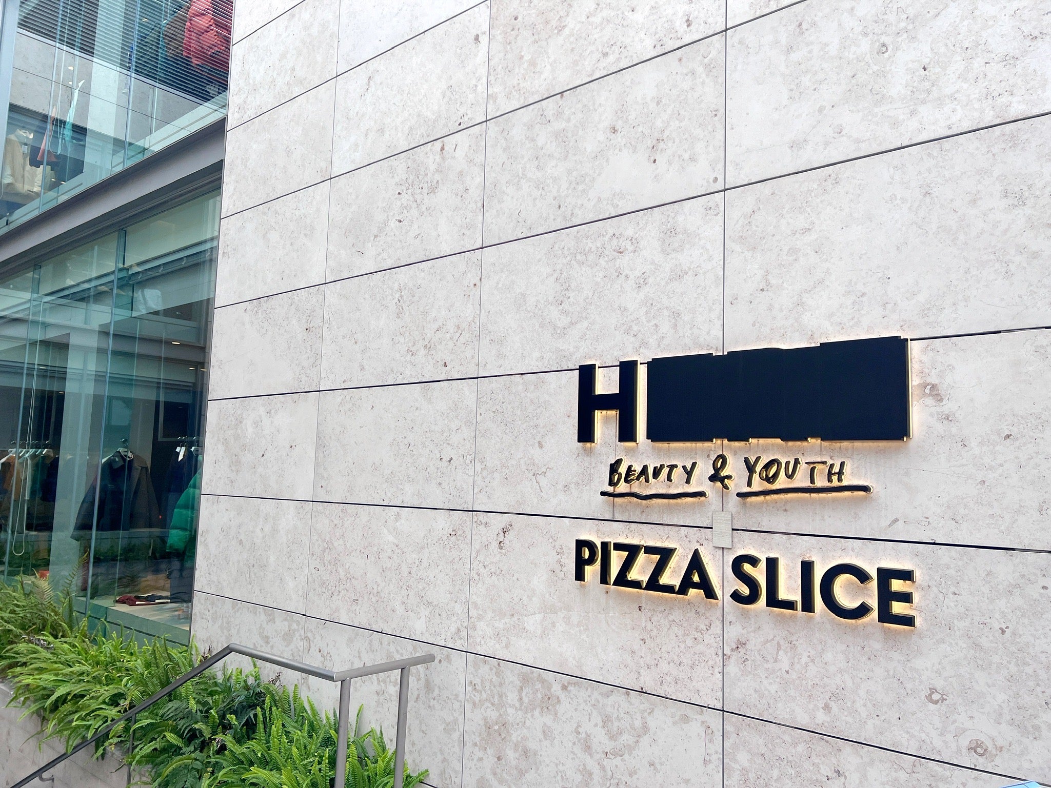 POP UP SHOP at H BEAUTY & YOUTH