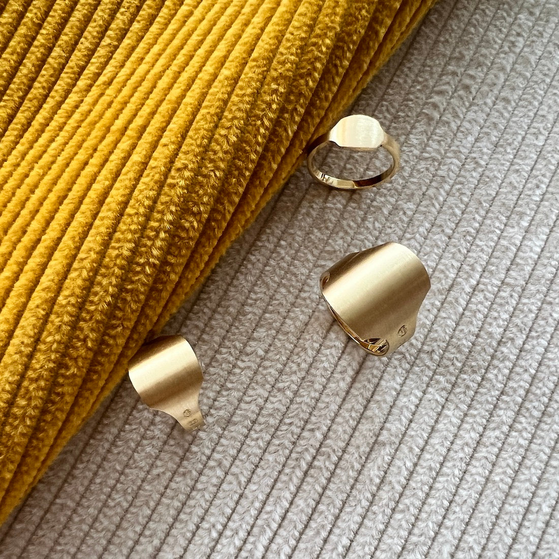 Medium Cigar Band Ring