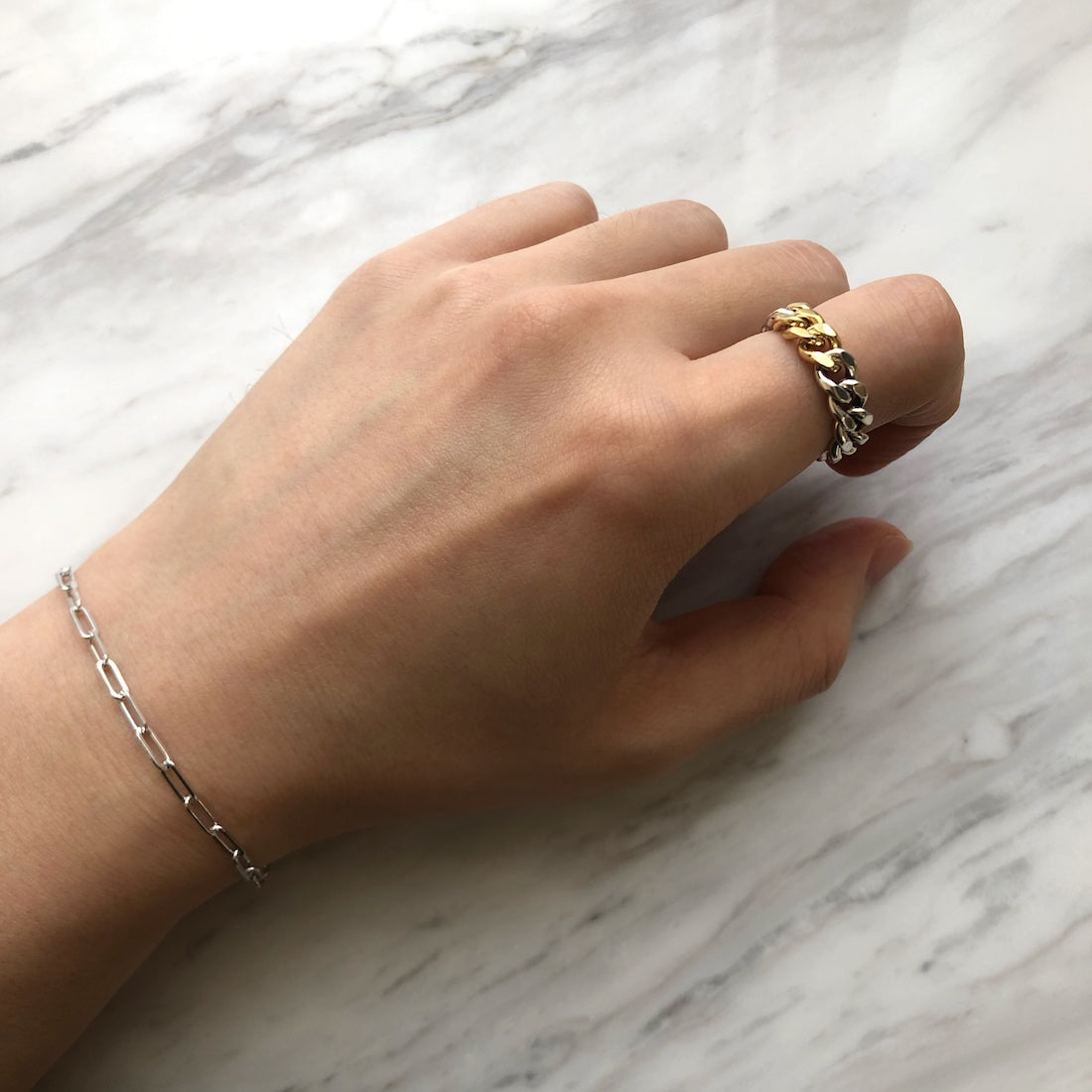 silver925 シルバー925 K18 Combination コンビネーション Curb Chain カーブチェーン Ring チェーンリング 着用