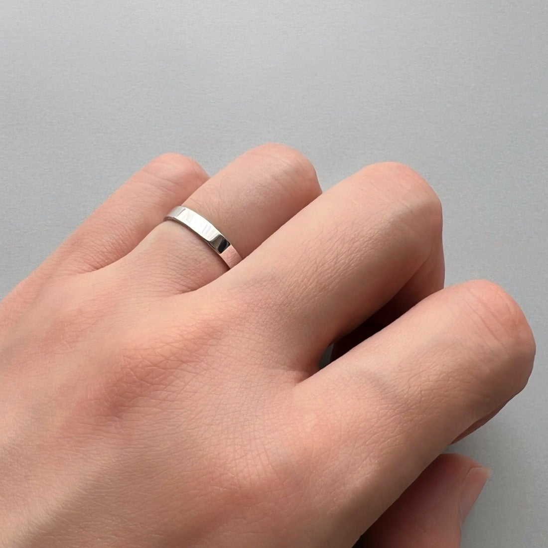 プラチナ リング 着用写真 3mm