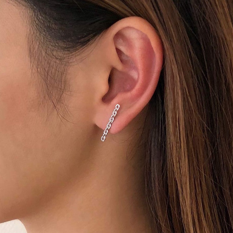 18K ホワイトゴールド Anchor Chain ピアス long 着用