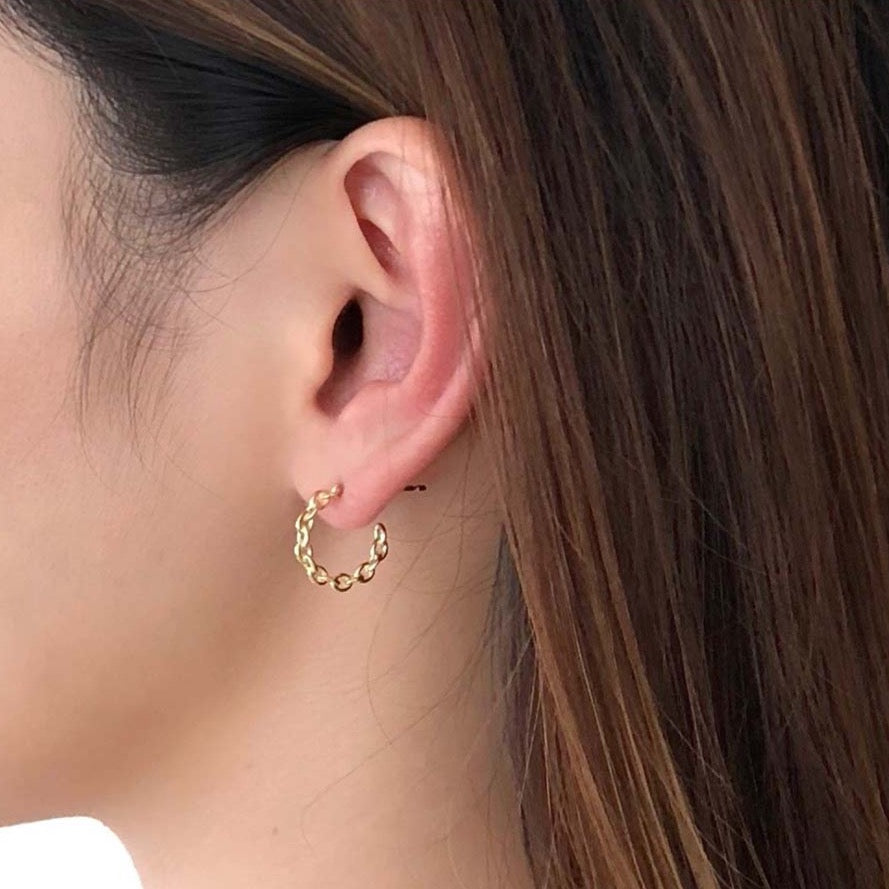 18K Anchor Chain 片耳ピアス フープピアス 着用 Mサイズ