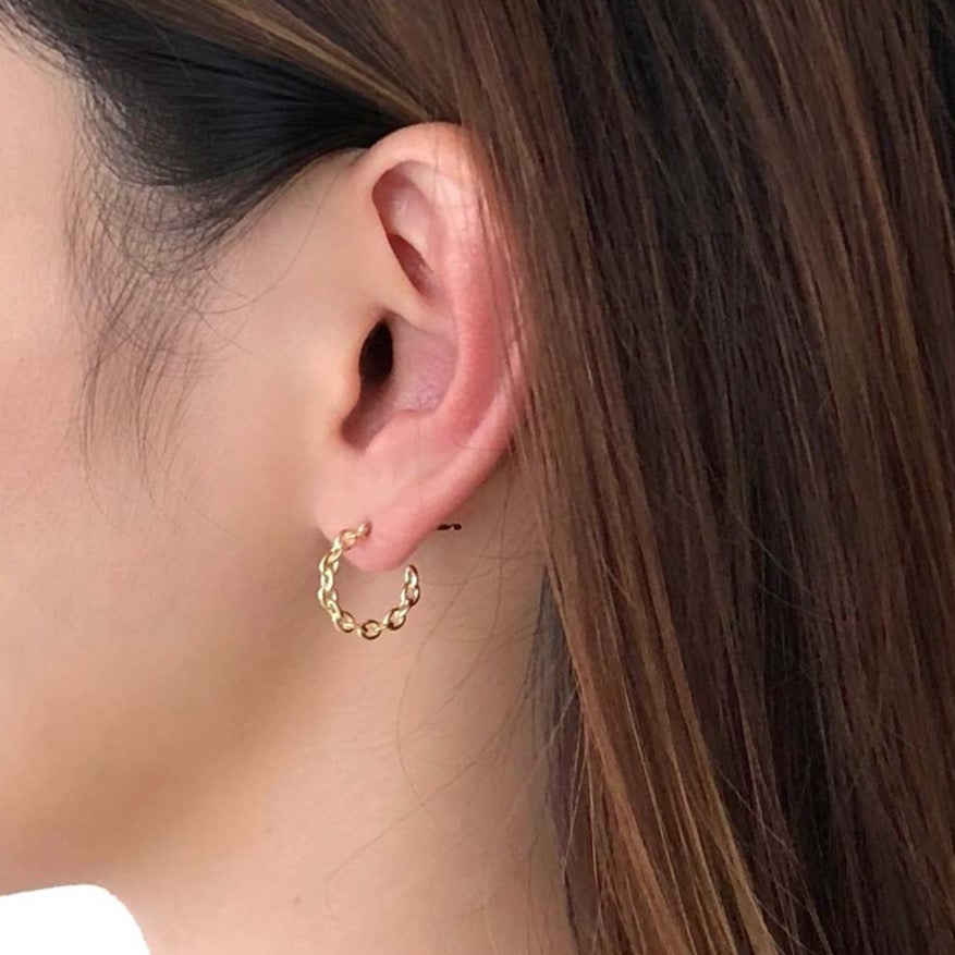 18K Anchor Chain 片耳ピアス フープピアス 着用 Mサイズ