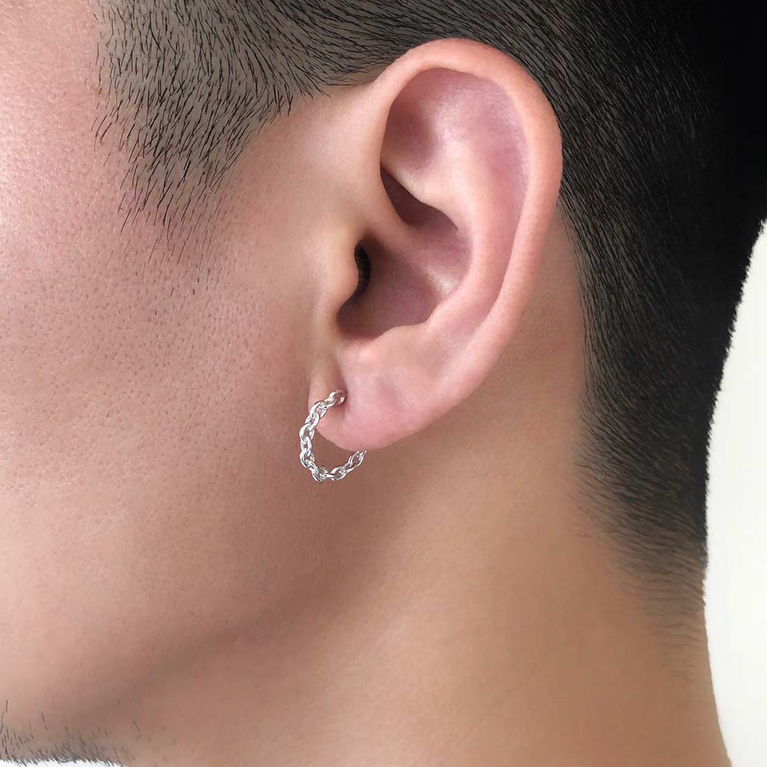 18K Anchor Chain 片耳ピアス フープピアス ホワイトゴールド 着用 Mサイズ