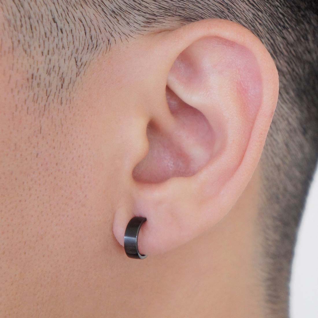 18K ブラックコーティング 片耳ピアス 3.5mm