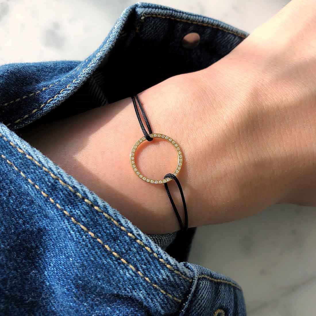 18K ダイア Cord Bracelet コードブレスレット イエローゴールド 着用