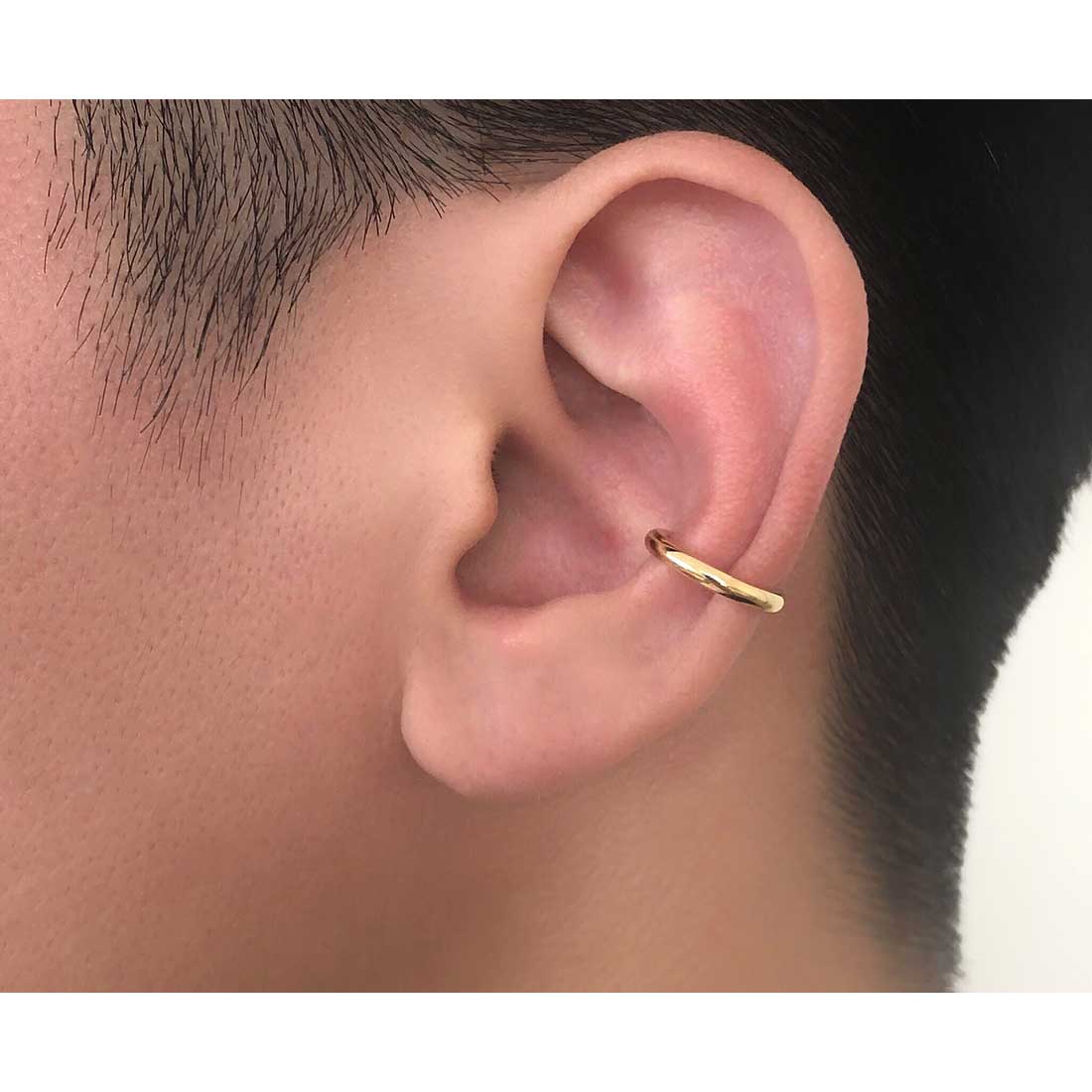 18K イヤカフ Sサイズ イエローゴールド 着用