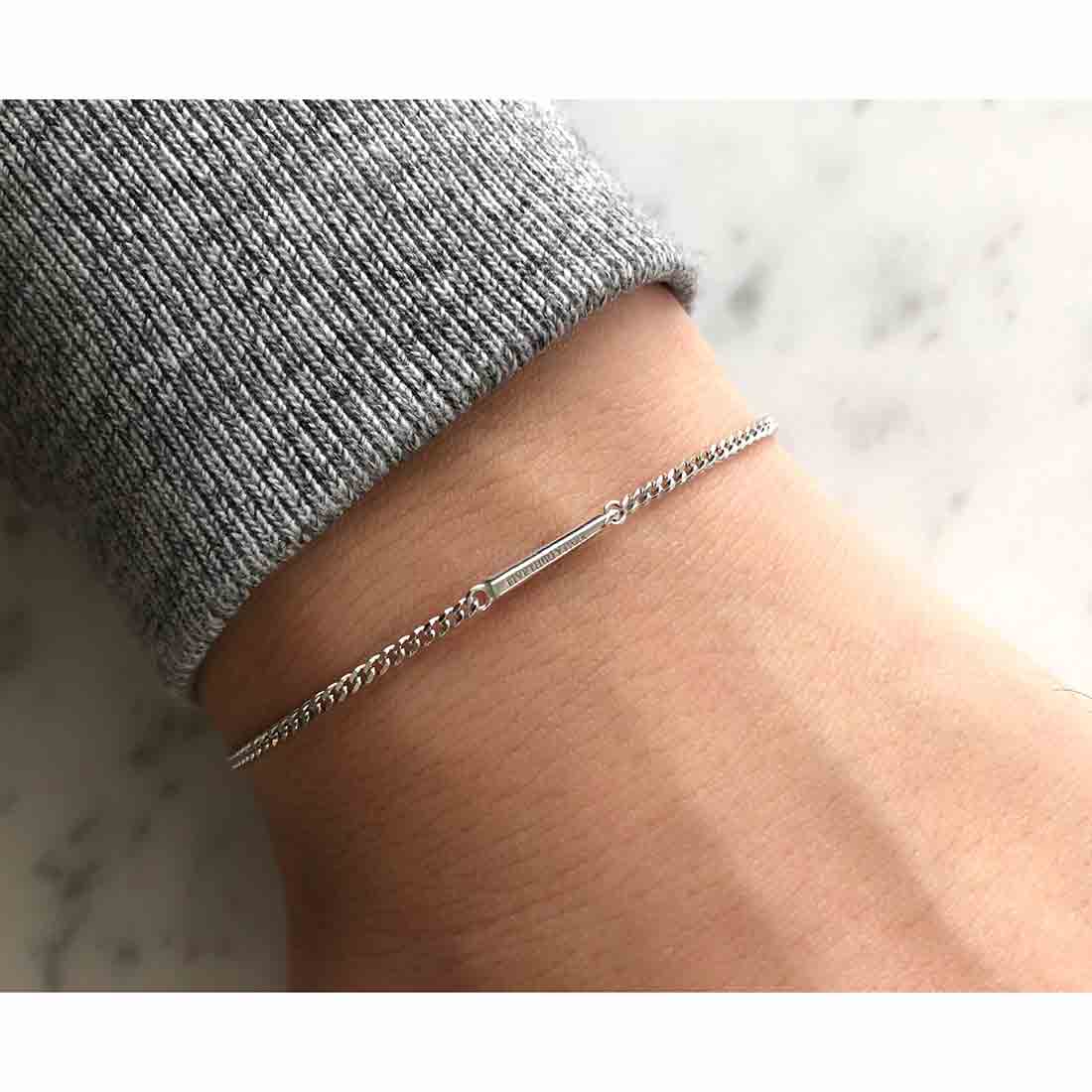 18K Curb Chain カーブチェーン ホワイトゴールド ブレスレット Bracelet 着用