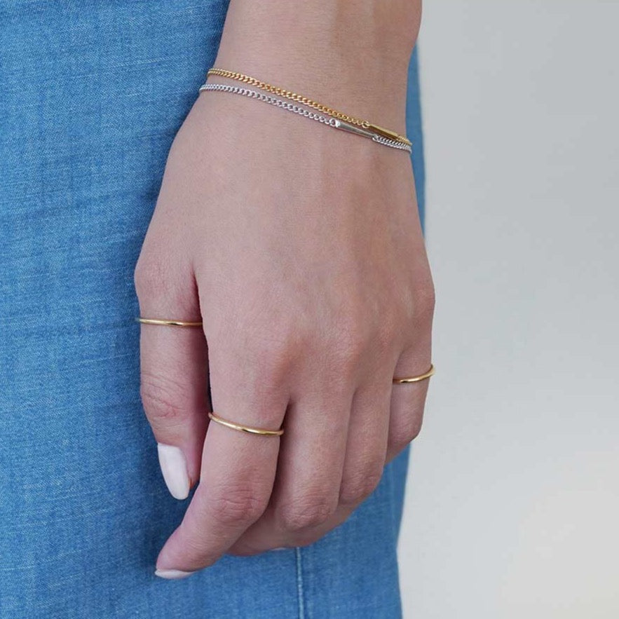 18K Stuck スタック Ring リング イエローゴールド コーディネート写真