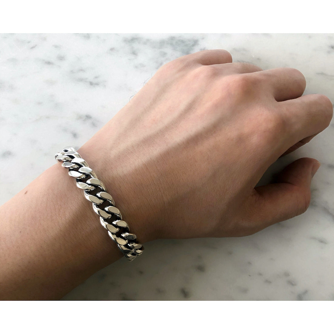 silver925 シルバー925 Bracelet ブレスレット Curb Chain カーブチェーン 着用