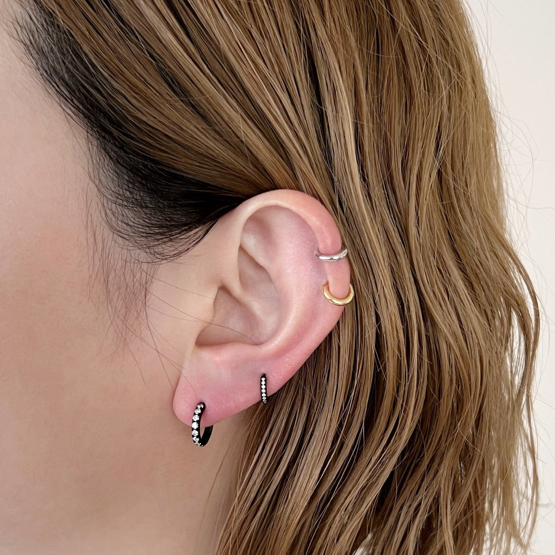 18K Hoop フープピアス Diamond ダイア 片耳ピアス コーディネート写真