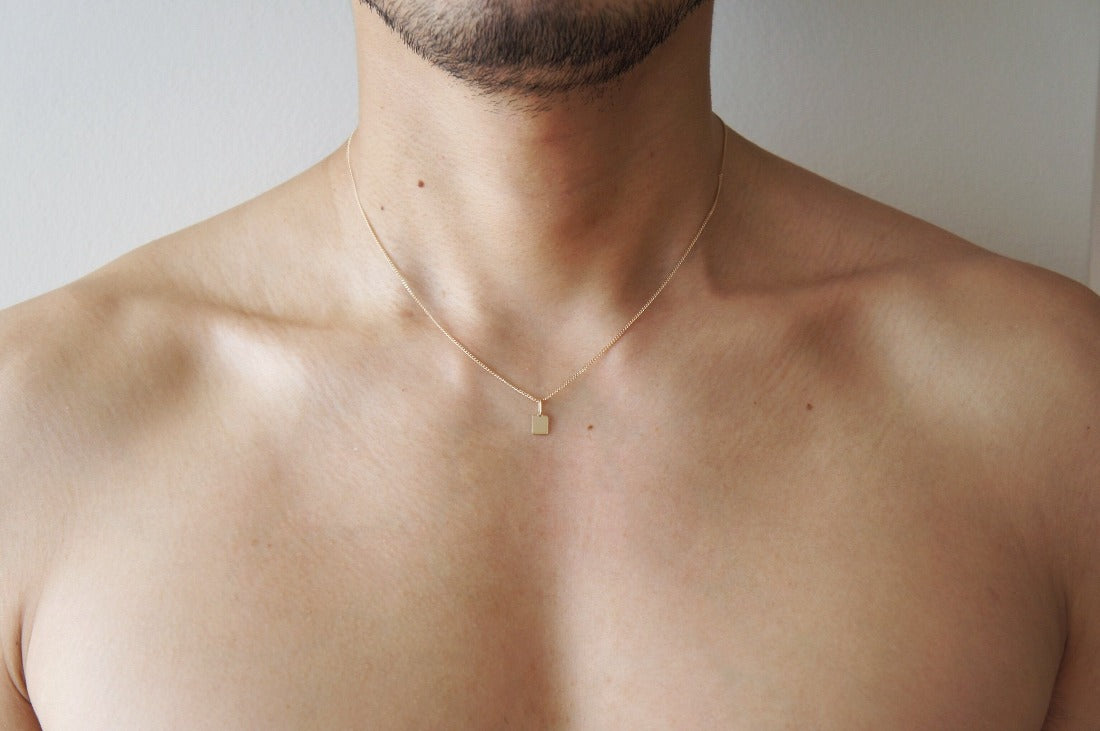 K10 イエローゴールド Necklace 着用