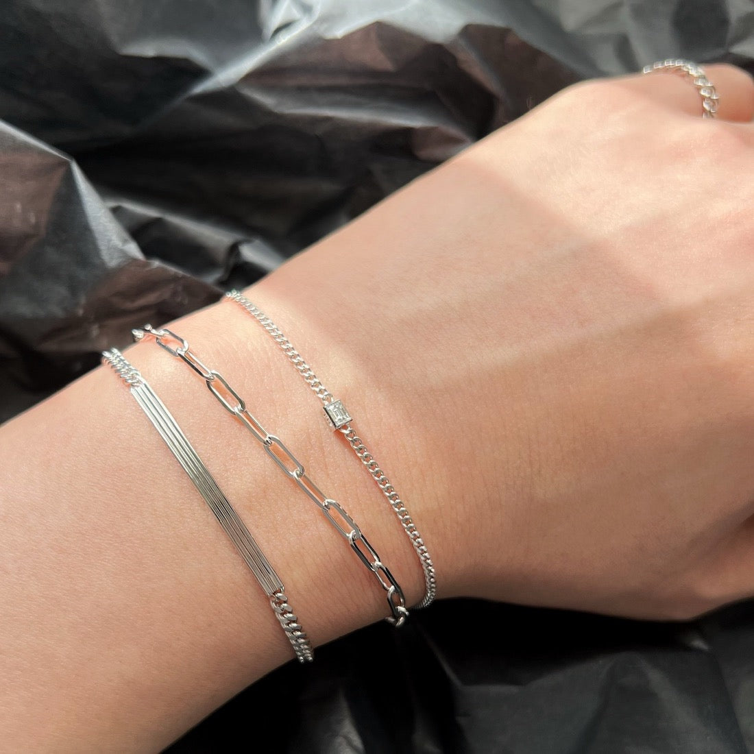 K18 ホワイトゴールド ブレスレット Bracelet 着用