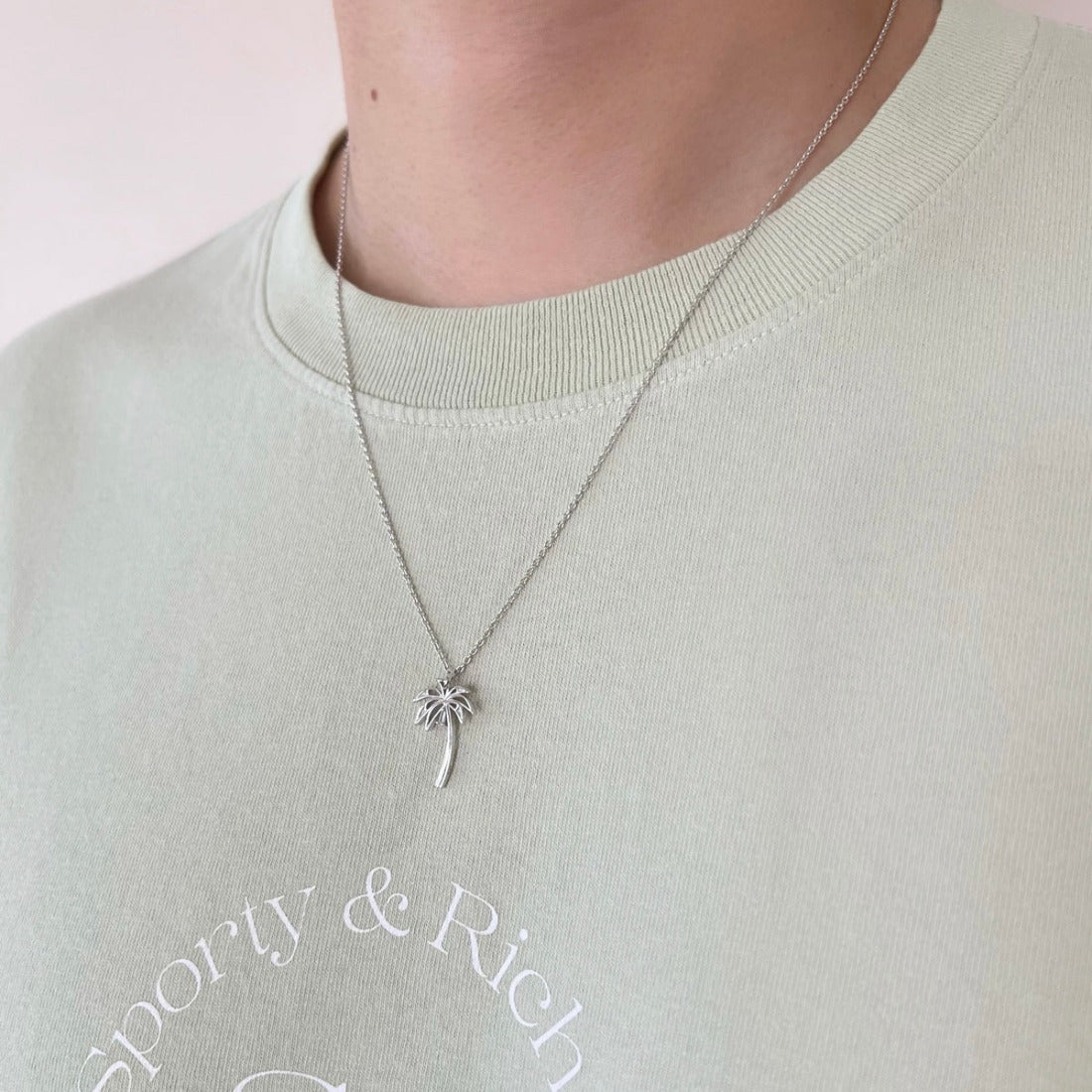 18K Palm Tree パームツリー Necklace ネックレス diamond ダイアモンド ホワイトゴールド 着用写真