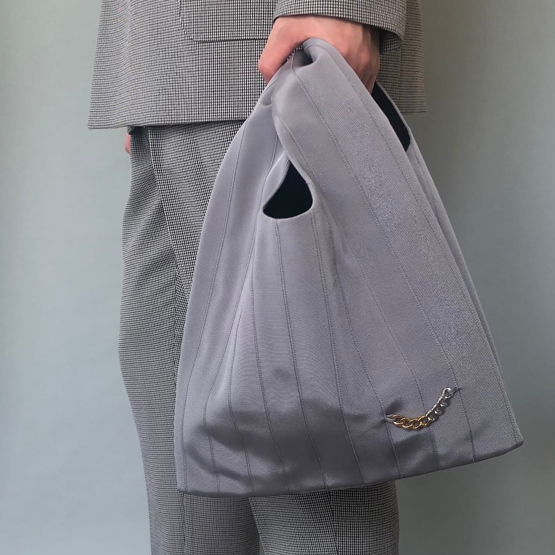 グレー ショッパーバック shopper bag 着用
