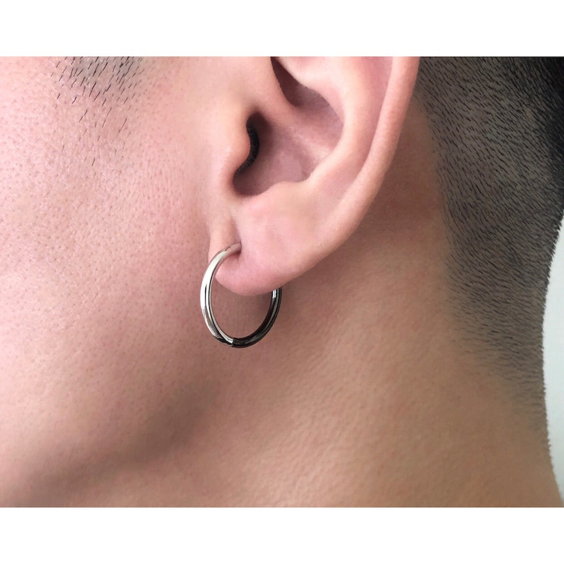 Black Kairos Hoop Earring (M)