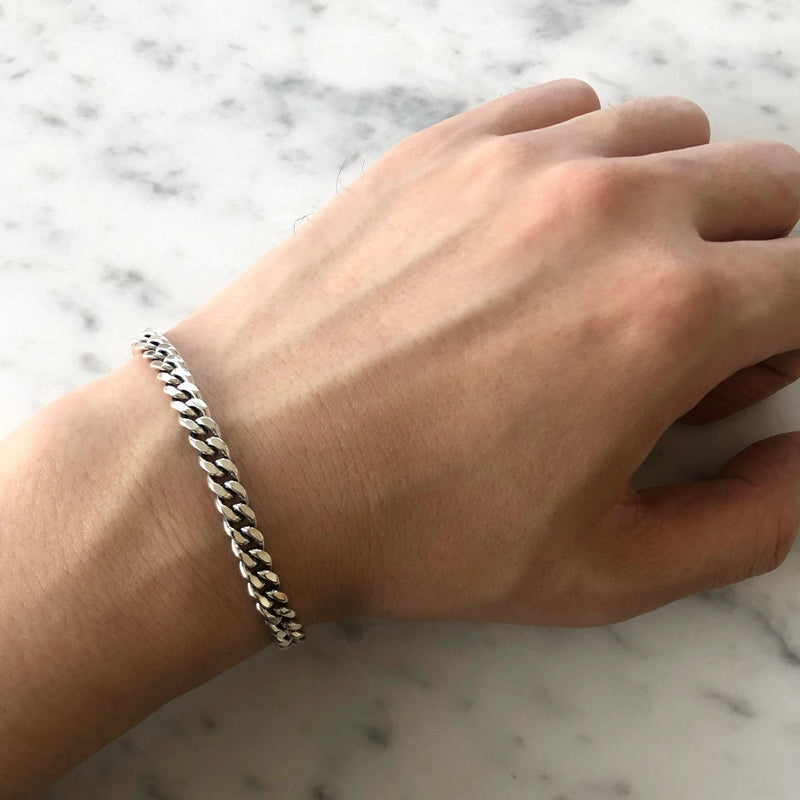 Silver　Curb Chain　カーブチェーン　Bracelet　ブレスレット　着用写真